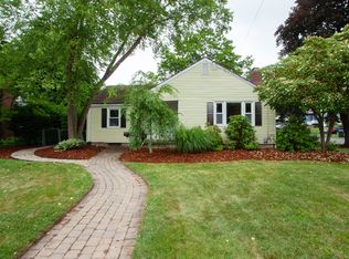 33 Federal St, West Hartford, CT 06110