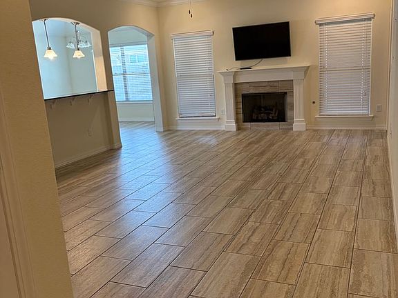4th image of 4563 W Croft Dr