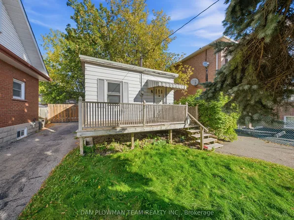 372 Pine Ave, Oshawa, ON L1J 2H8