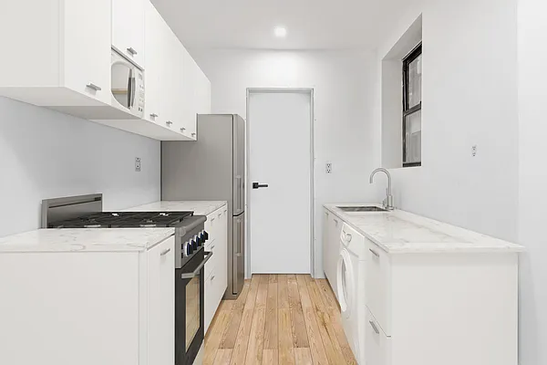 Rented by Compass | media 25