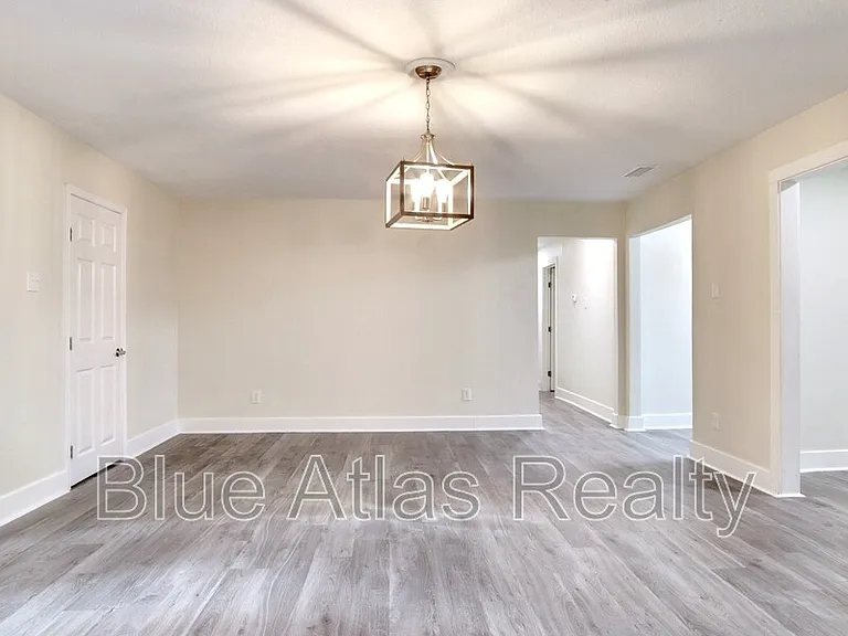 5708 Flamingo Ct — Photo 7