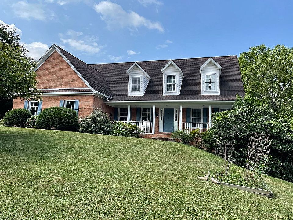 1st image of 1205 Chickering Way Ln