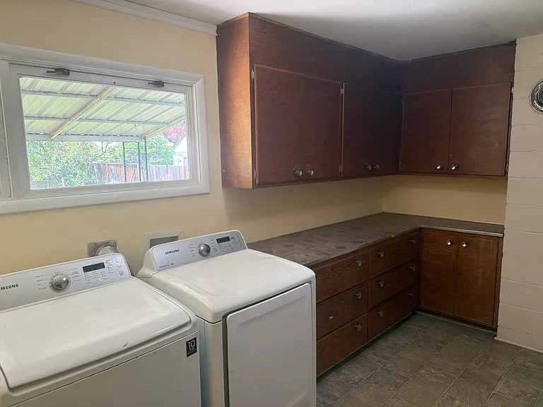 623 N Boyer Ave — Photo 13