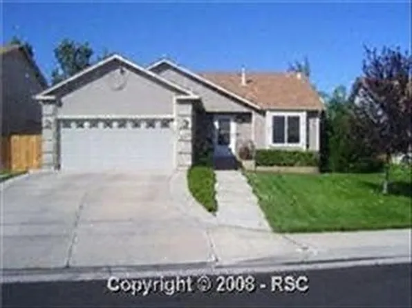 1450 Gumwood Dr, Colorado Springs, CO 80906