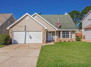 374 Brookwood Blvd, Mary Esther, FL 32569