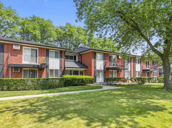 2319 E Olive St APT 1D, Arlington Heights, IL 60004