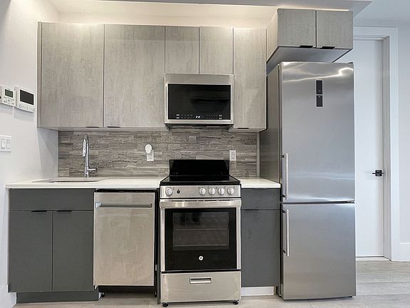 2nd image of 324 E 116th St #6B