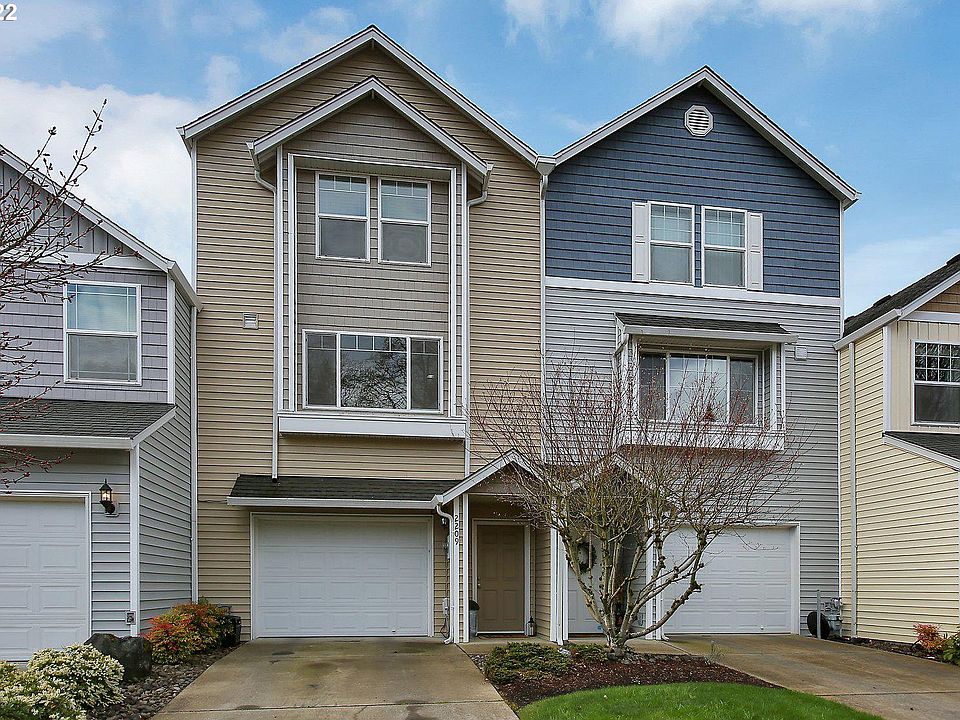 1st image of 2209 NE 140th St