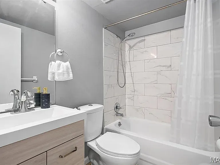 708 Ridgeside Dr #C — Photo 18