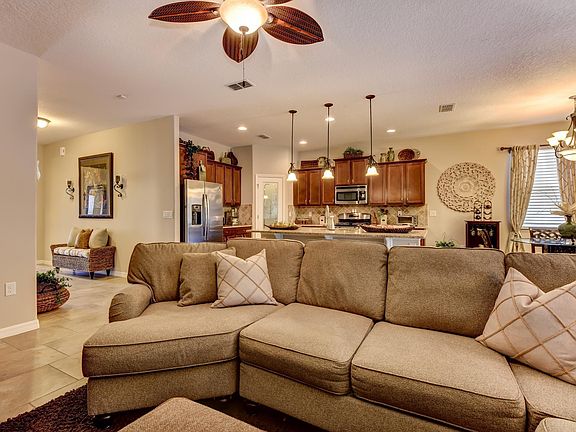 5th image of 617 Meadow Sage Dr
