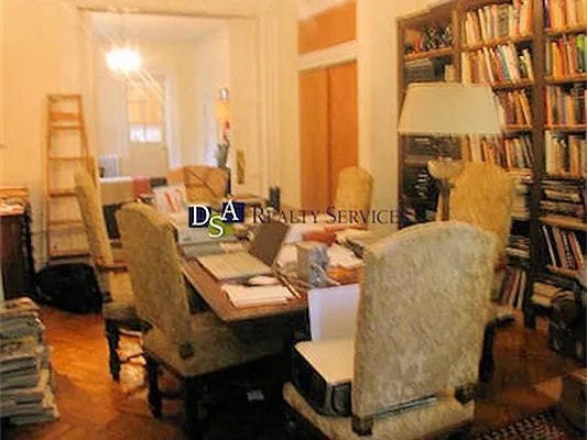 Rented by DSA Realty | media 27