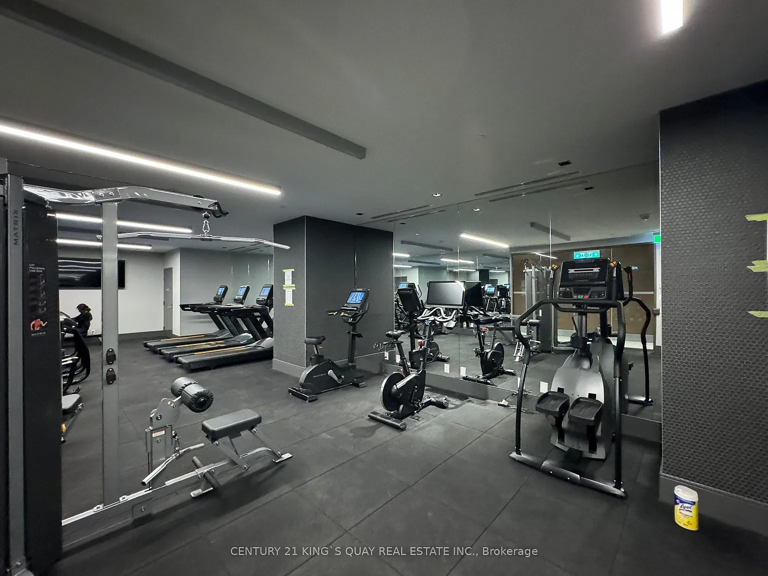 2 bed, $3,000 — Photo 2