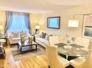 75-48 Parsons Blvd #2F, Fresh Meadows, NY 11366