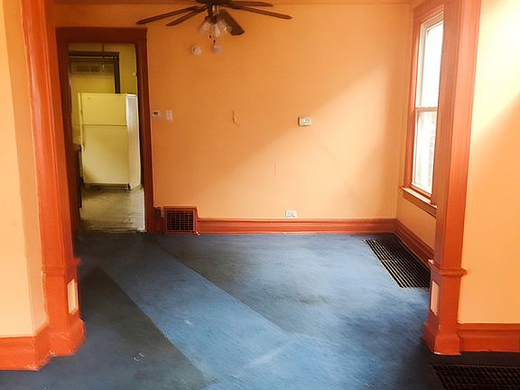 3rd image of 7817 S Rhodes Ave