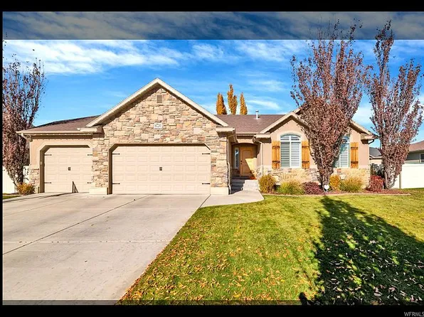 672 W 1900 S, Syracuse, UT 84075