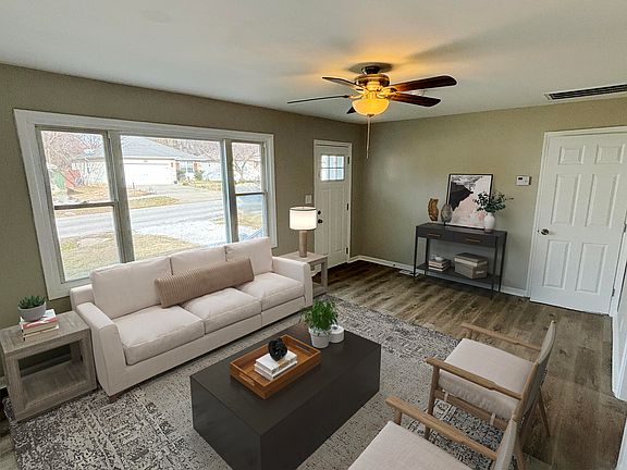 2nd image of 1012 E Talmage Street