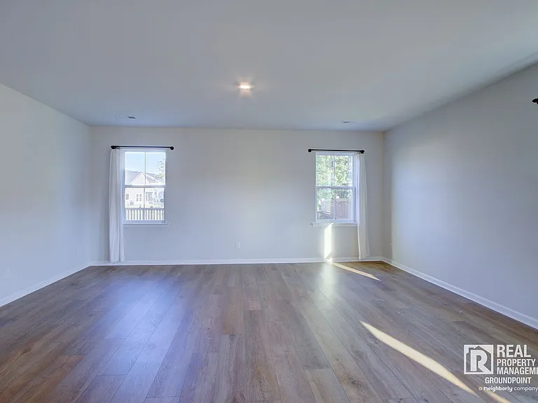 137 Paddle Boat Way — Photo 15