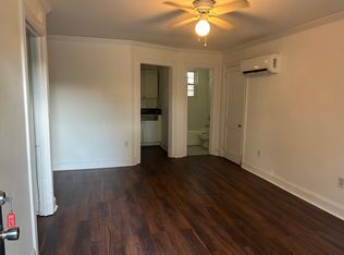 2132 Mt Pleasant St APT B, Charleston, SC 29403