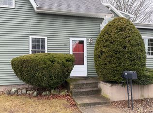 38 N Putnam St #38, Danvers, MA 01923