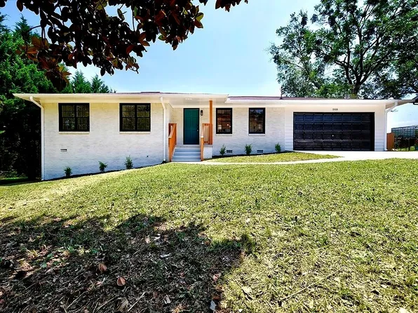 5908 Ronnie Dr, Rex, GA 30273