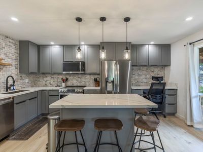 480 Kenolio Rd APT 24-202, Kihei, HI, 96753