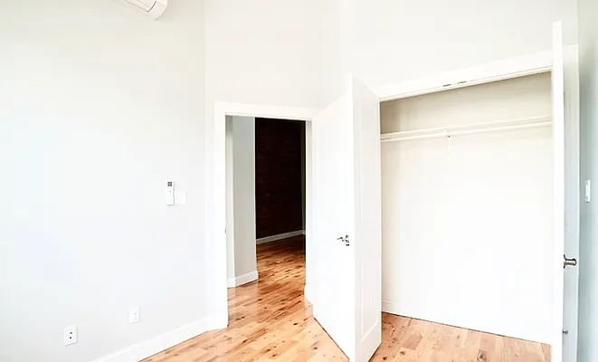 Rented by Bold New York | media 5