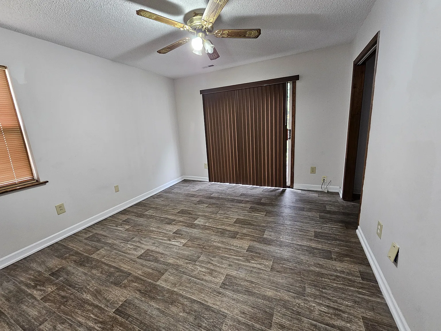 Ballard St 414 W - 1 — Photo 3