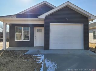 981 Wooded Trl, Scottsburg, IN