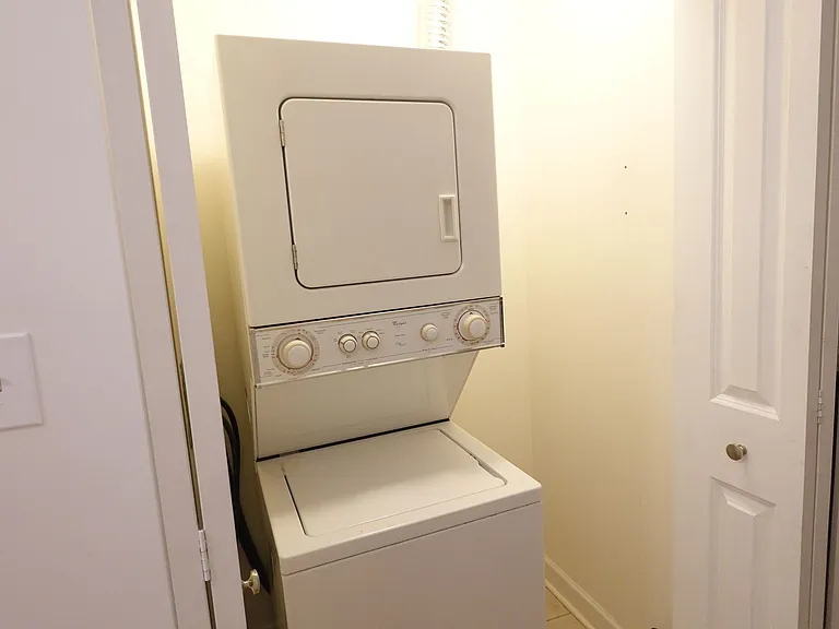 4131 W Belmont Ave #201 — Photo 24