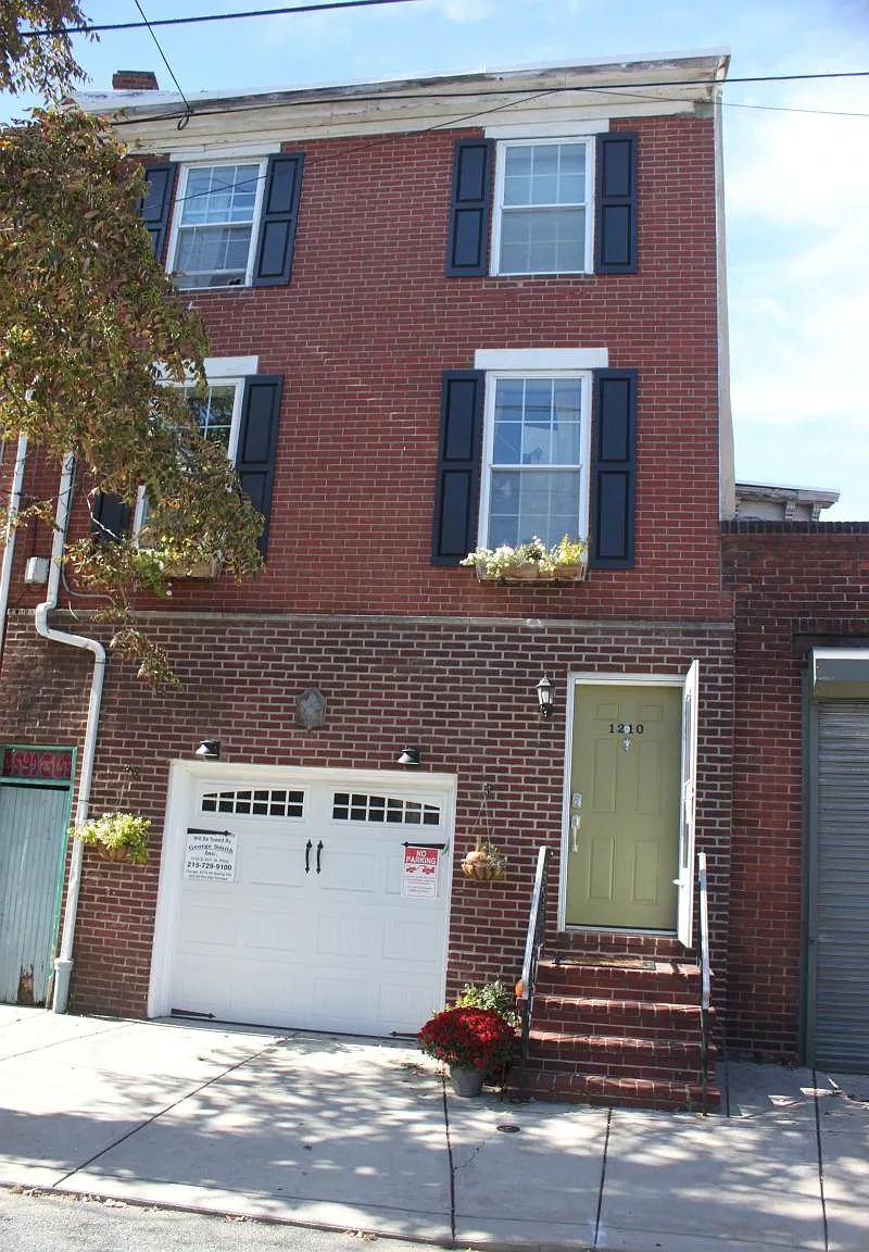 1210 E Moyamensing Avenue — Photo 1