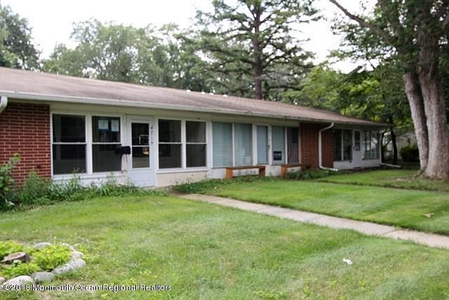 1st image of 471B Thornbury Ct
