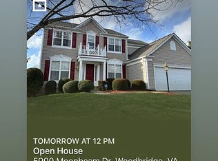 5900 Moonbeam Dr, Woodbridge, VA 22193