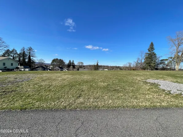 277 Fairview Ave, Milton, PA 17847