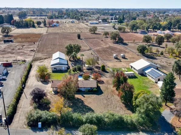 13368 Apple Rd, Wilton, CA 95693