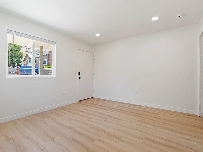 3122 Rockview Place — Photo 29