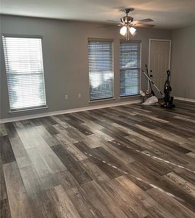 4th image of 509 Cedarwood Dr #509