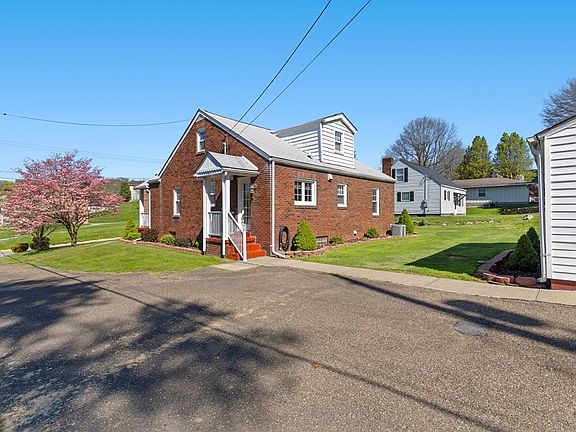 5th image of 614 Jefferson Ave