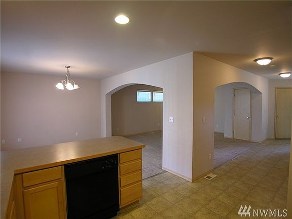 4th image of 7247 178th St E
