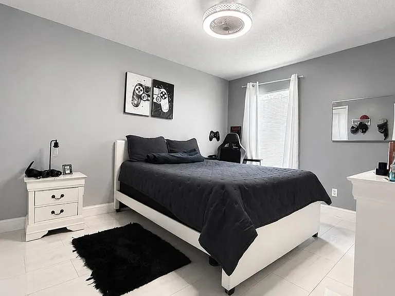1002 SW Longfellow Rd — Photo 15