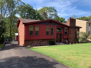 5160 Dolores Dr, Pittsburgh, PA