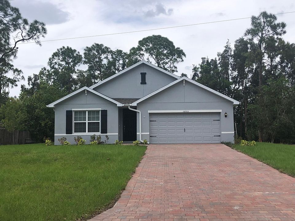 1st image of 18705 Spruce Dr