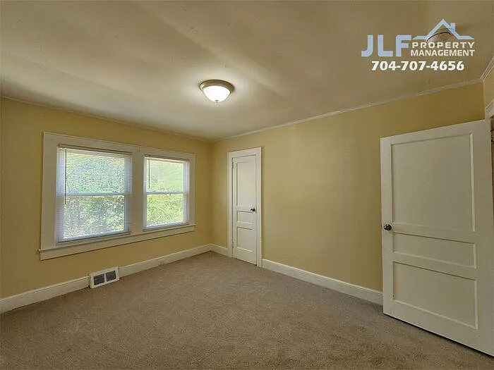 193 Hoover Ave NE — Photo 9