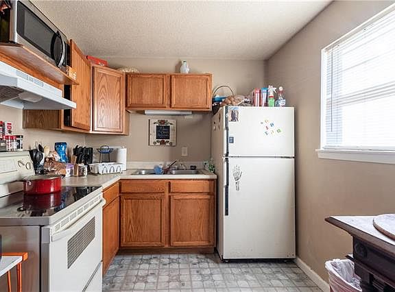 5th image of 6208 E 155th St