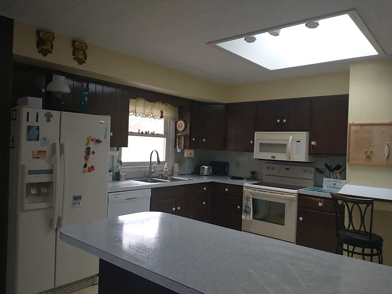 360 N Fillmore Rd — Photo 8