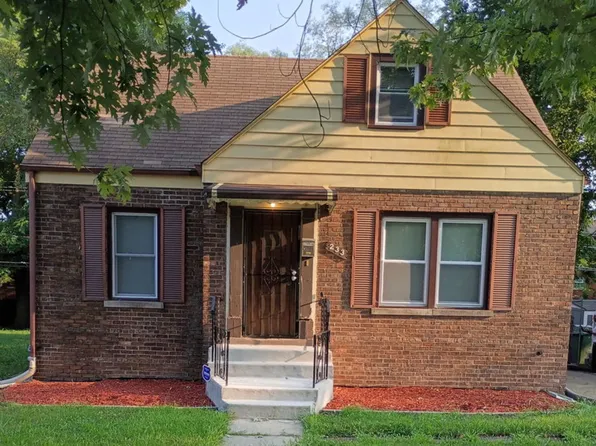233 E 143rd St, Dolton, IL 60419