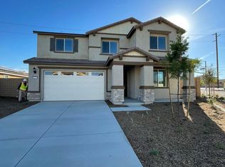 4516 Almaterra Dr, Perris, CA 92571