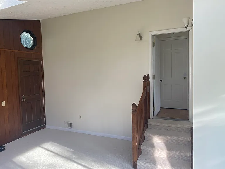 190 Lattimore Rd — Photo 6