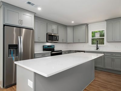 364 Five Acre Rd, Bessemer, AL, 35023