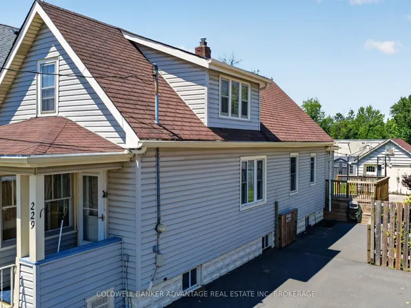 229 Broadway, Welland, ON L3C 5L7