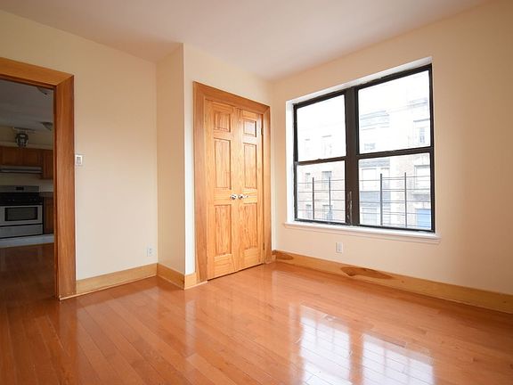 5th image of 600 W 139th St APT 12A